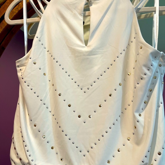 White House black market nwt xs white v neck dress gold silver - Picture 9 of 10